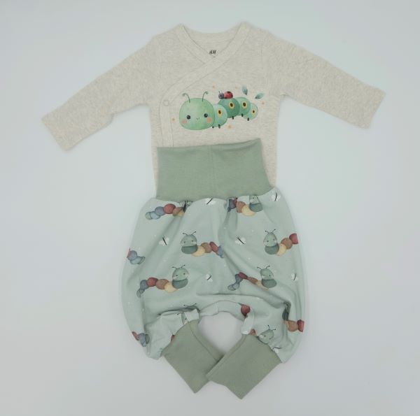 Pumphose mit passendem Body (Grösse 50-62)