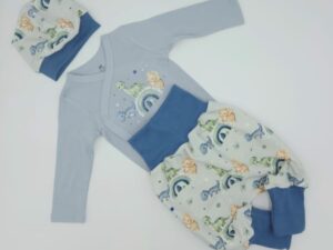 Pumphose, passender Body und Kappe (Grösse 62-74)