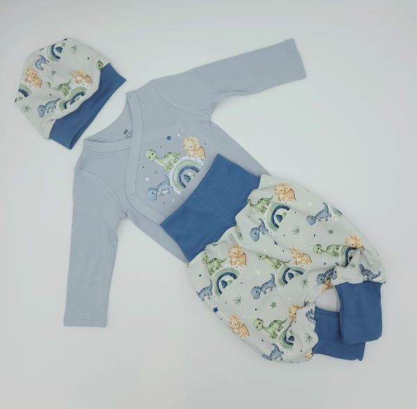 Pumphose, passender Body und Kappe (Grösse 62-74)