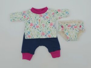Puppenkleidung (T-Shirt, Pumphose und Windel)