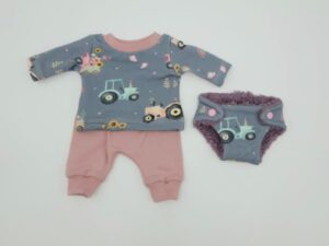 Puppenkleidung (T-Shirt, Pumphose und Windel)