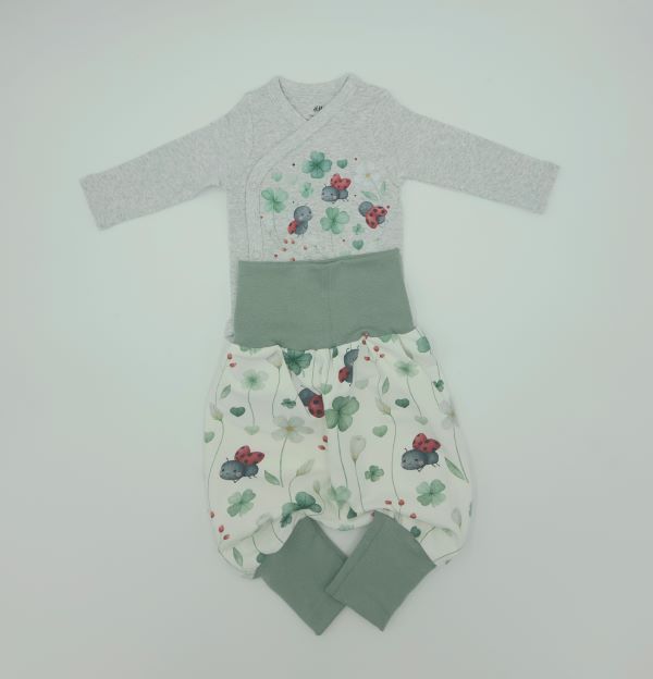 Pumphose mit passendem Body (Grösse 50-62)