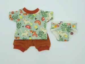Puppenkleidung (kurzes T-Shirt, kurze Pumphose & Windel)